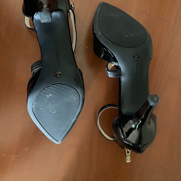 Liz Claiborne Black Patent leather pumps, size 7 - Picture 6 of 6